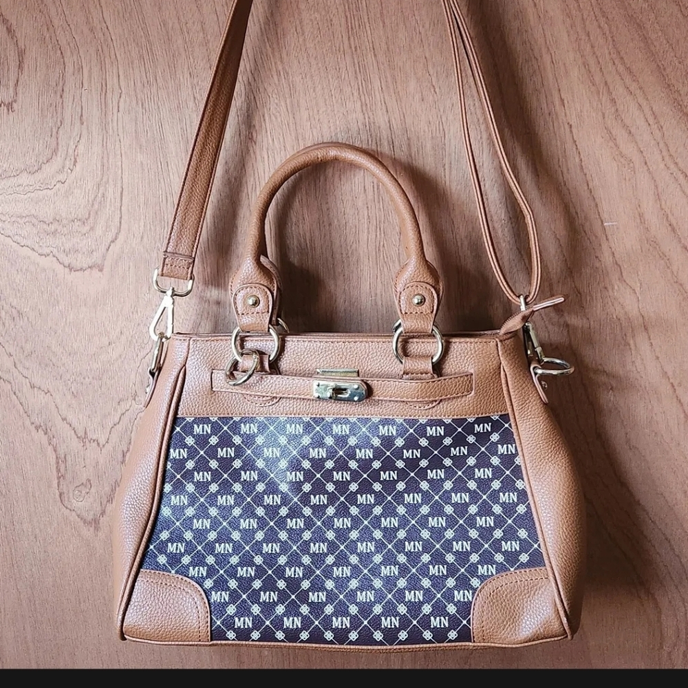Danbury mint bag